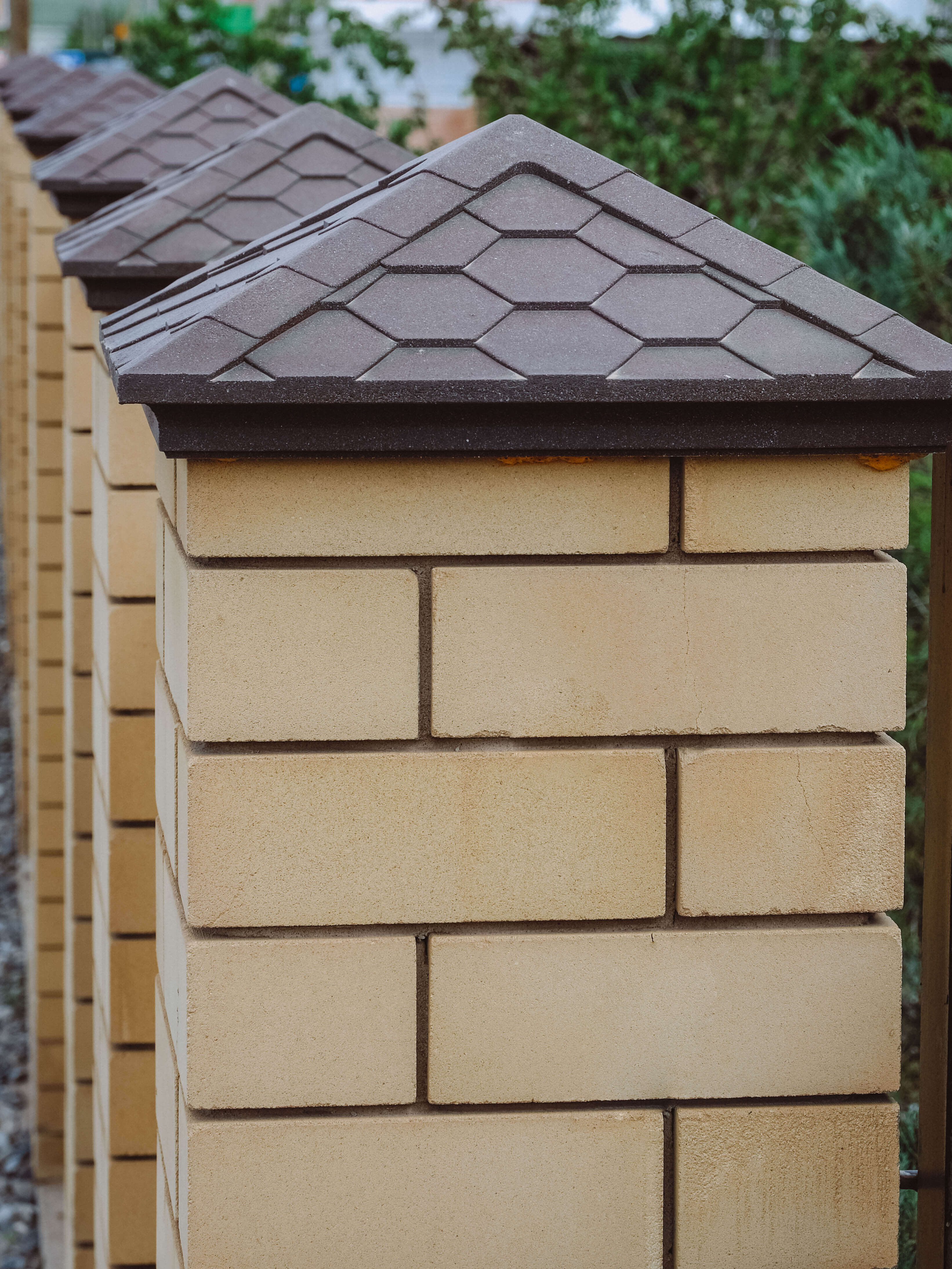 Колпак Zking Эверест Коричневый на столб 1.5х1.5 кирпича (390х390мм) в Курске фото