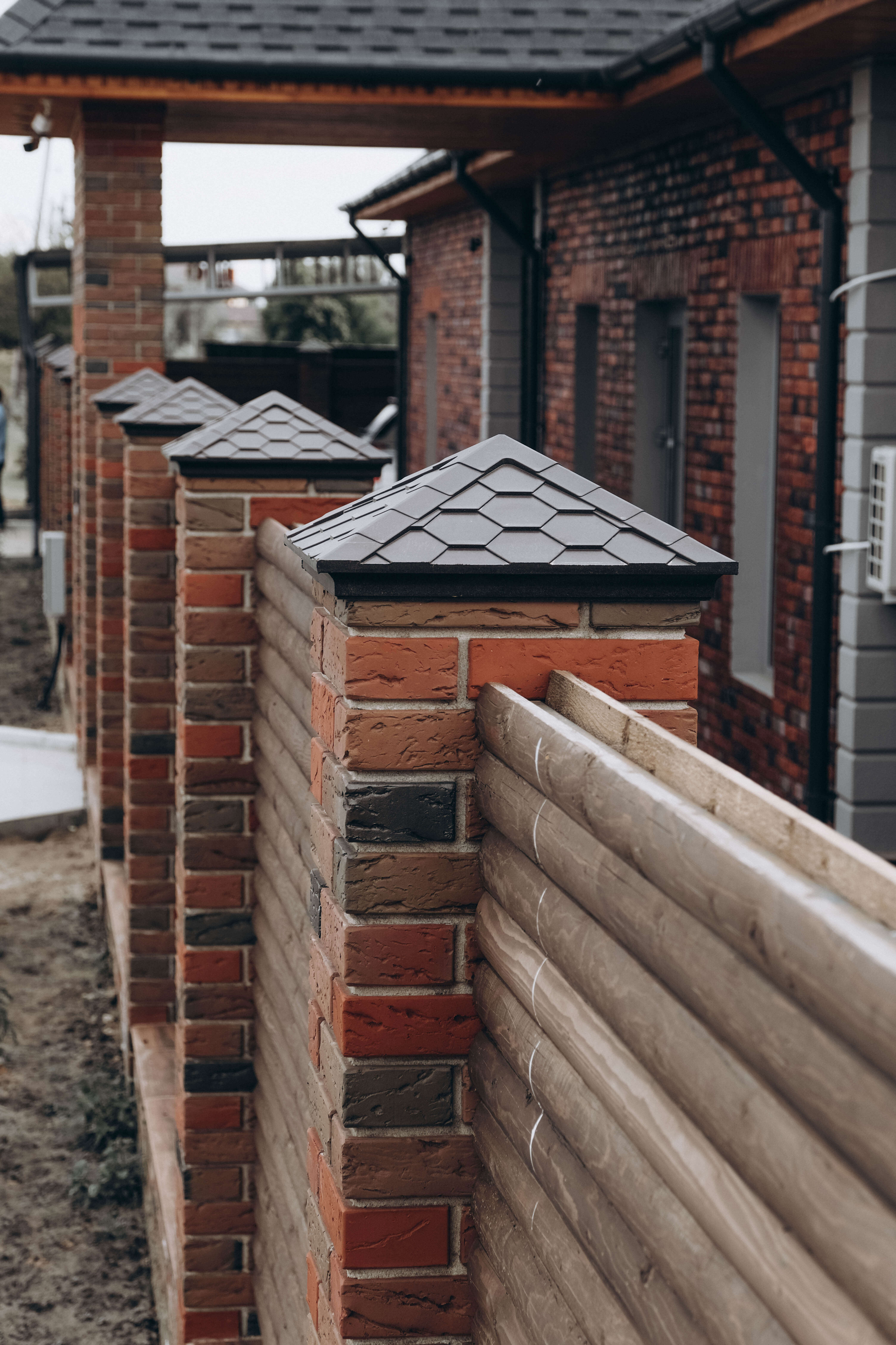 Колпак Zking Эверест Коричневый на столб 1.5х1.5 кирпича (390х390мм) в Курске фото